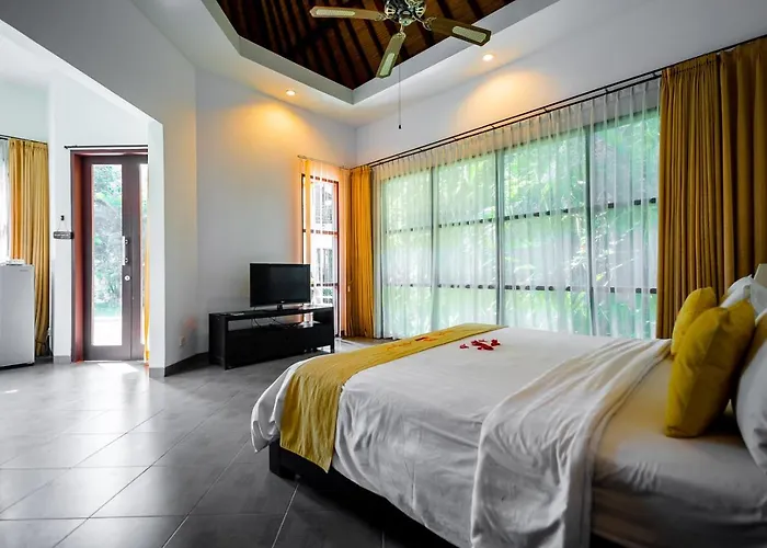 Orlowsky Discovery Курортный комплекс 4*